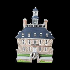Governor's Palace Williamsburg, Virginia Shelia's Shelf Sitter 1997